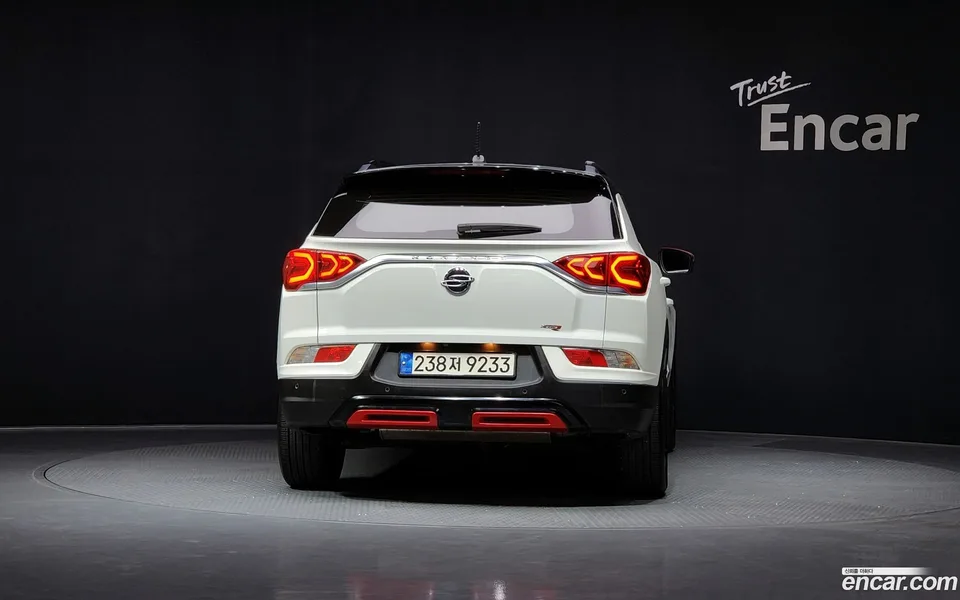 KG Mobility Korando 1.5 2WD R- 2022 — thumbnail 4