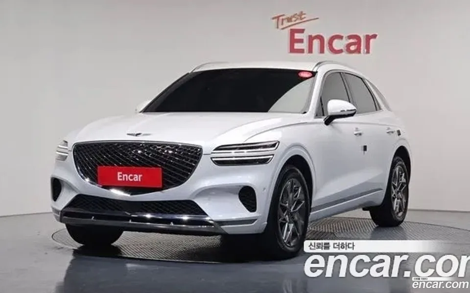 Genesis GV70 2.5T 2WD 2023 — фото 1, купить с доставкой в Москву