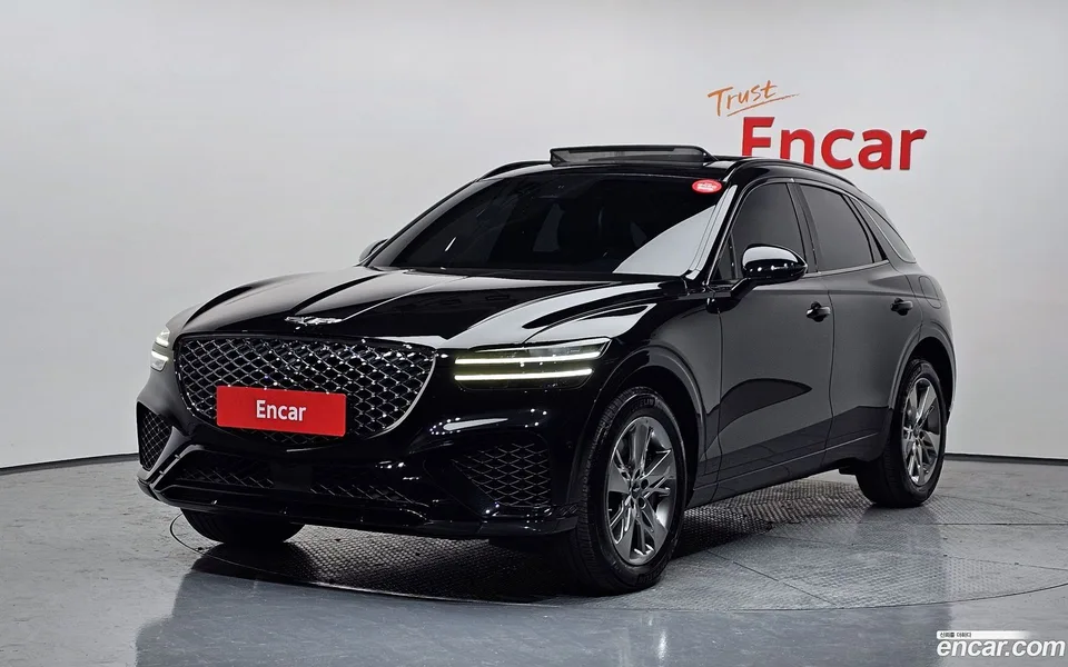 Genesis GV70 2.5T 2WD 2022 — фото 1, купить с доставкой в Москву