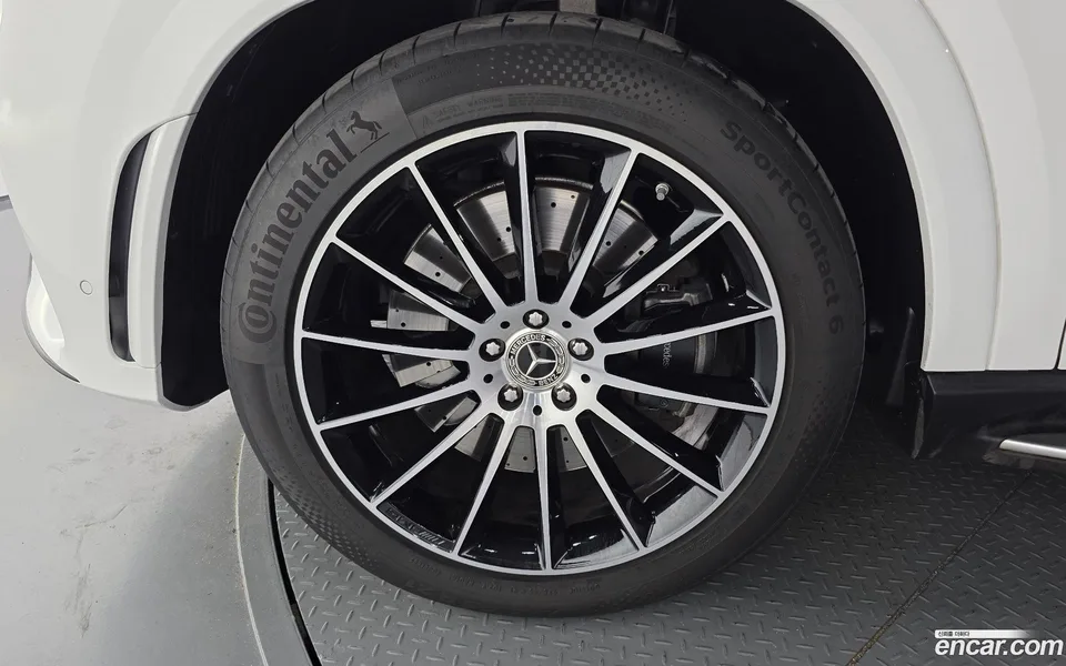 Mercedes-Benz GLE-Class GLE400d 4MATIC 2022 — миниатюра 5
