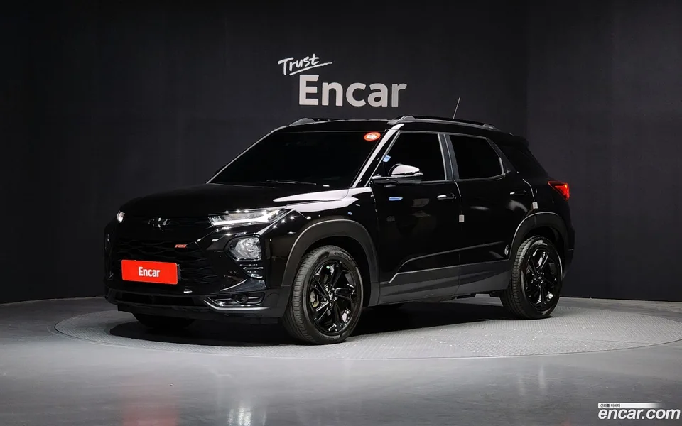 Chevrolet Trailblazer 1.3 2WD 2022 — фото 1, купить с доставкой в Москву
