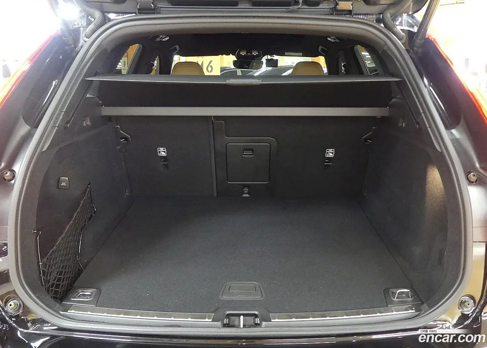Volvo XC60 B5 2024 — миниатюра 4