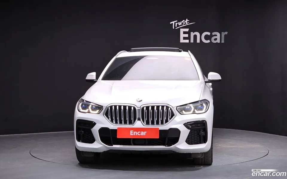BMW X6 xDrive40i M 2022 — миниатюра 3