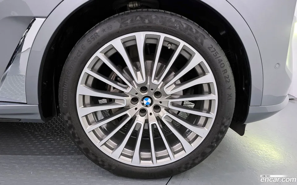 BMW X7 xDrive 40i 6 2023 — миниатюра 5