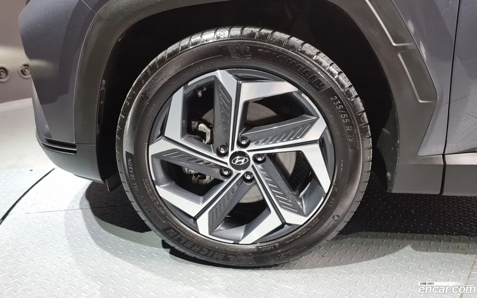 Hyundai Tucson 1.6 2WD 2023 — миниатюра 2