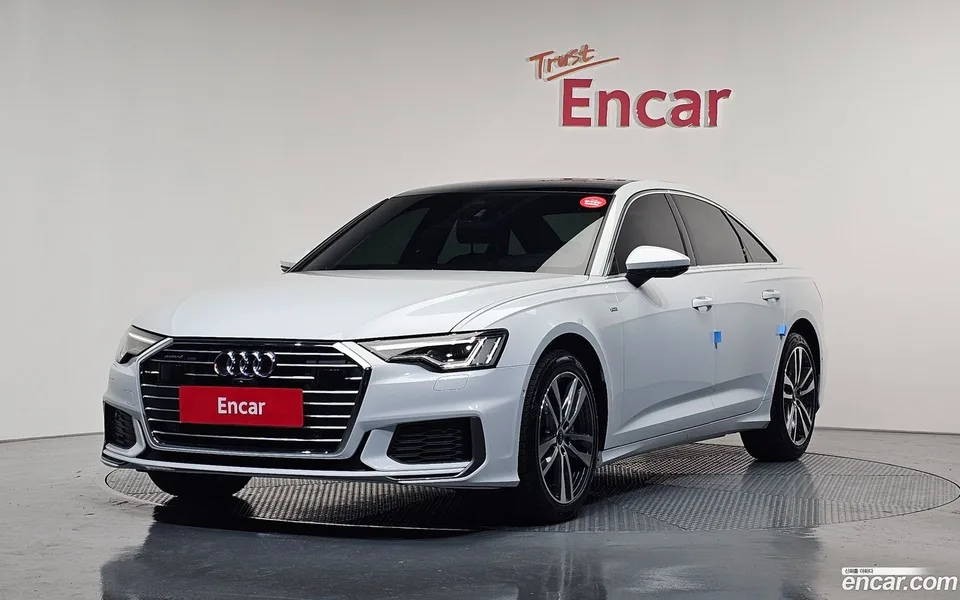 Audi A6 45 TFSI 2022 — фото 1, купить с доставкой в Москву