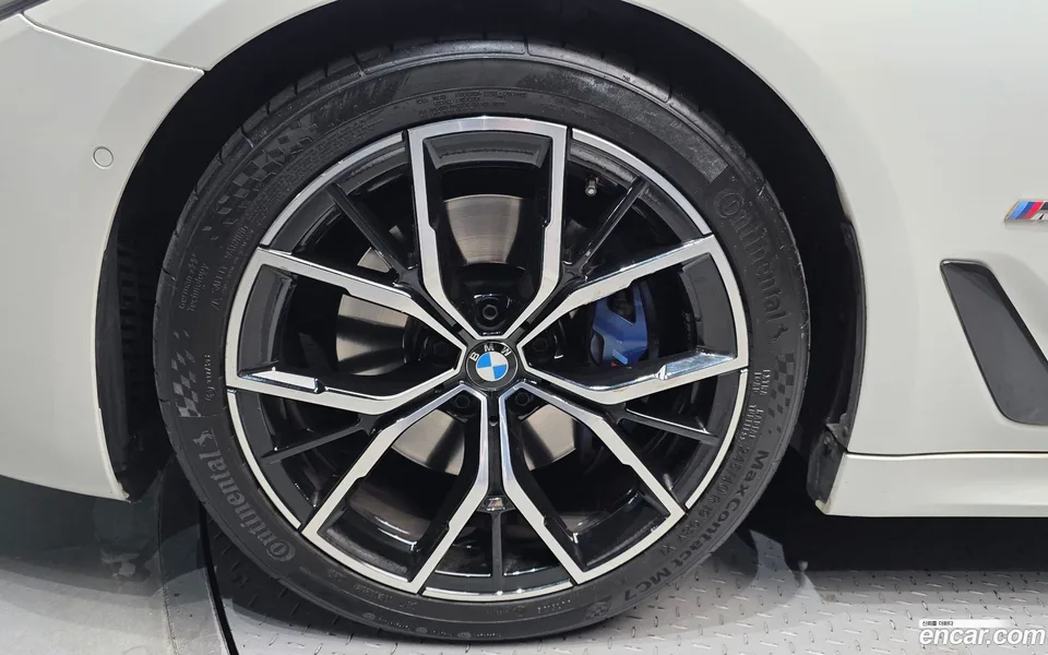 BMW 5 Series 530i M 2022 — миниатюра 2