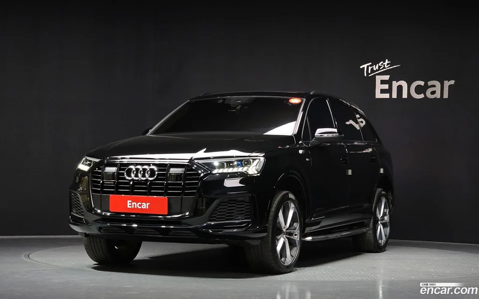 Audi Q7 (4M) 55 TFSI 2023 — фото 1, купить с доставкой в Москву