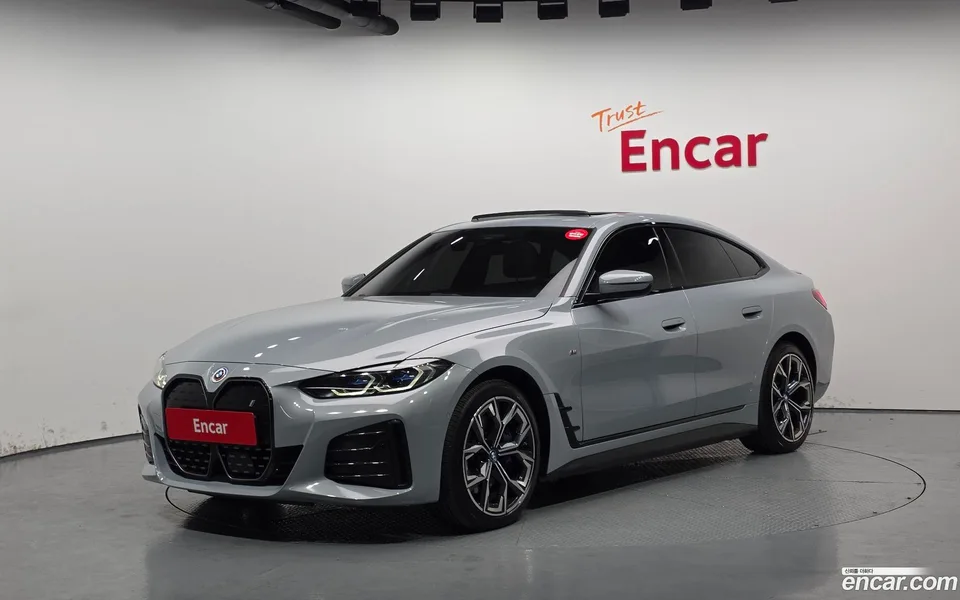 BMW i4 eDrive40 M 2023 — фото 1, купить с доставкой в Москву