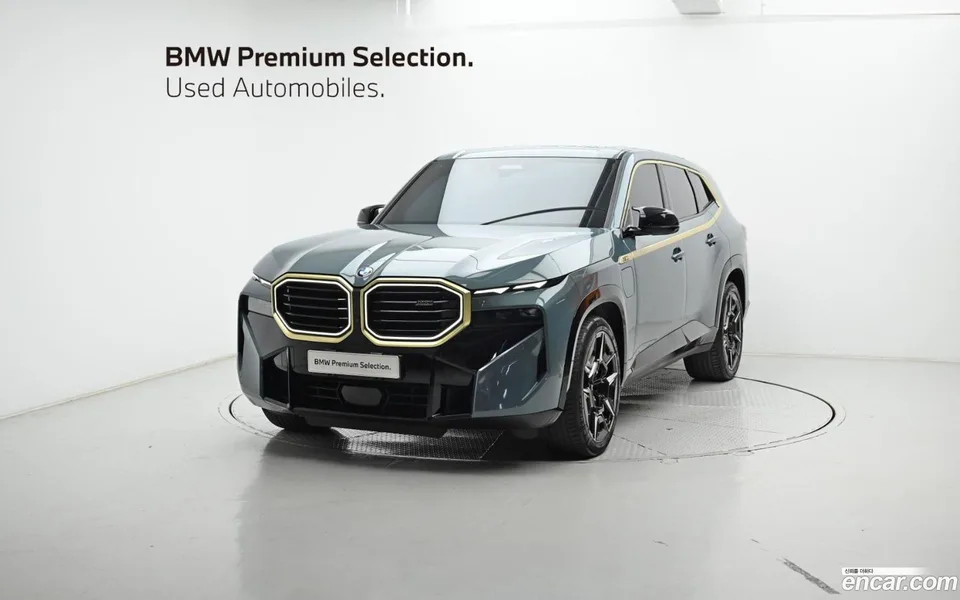 BMW XM 4.4 2023 — фото 1, купить с доставкой в Москву