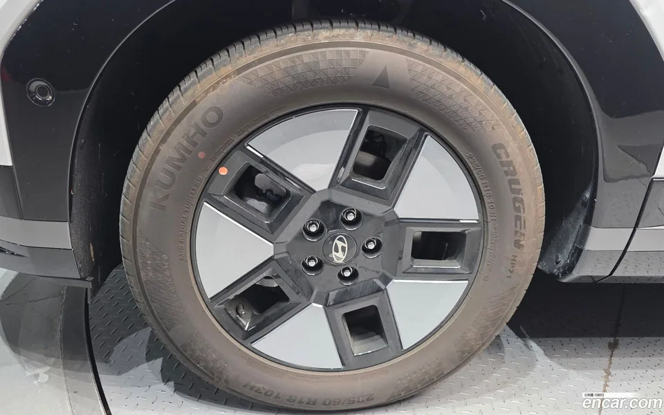 Hyundai SantaFe HEV 1.6 2WD 2023 — миниатюра 2