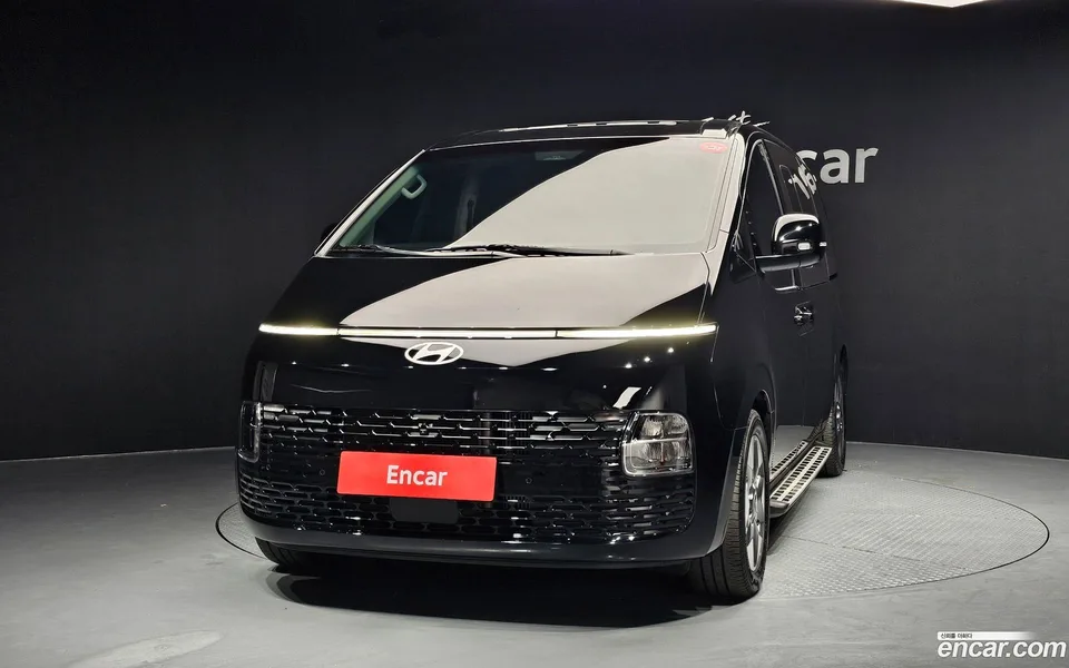 Hyundai Staria 9 2024 — миниатюра 3