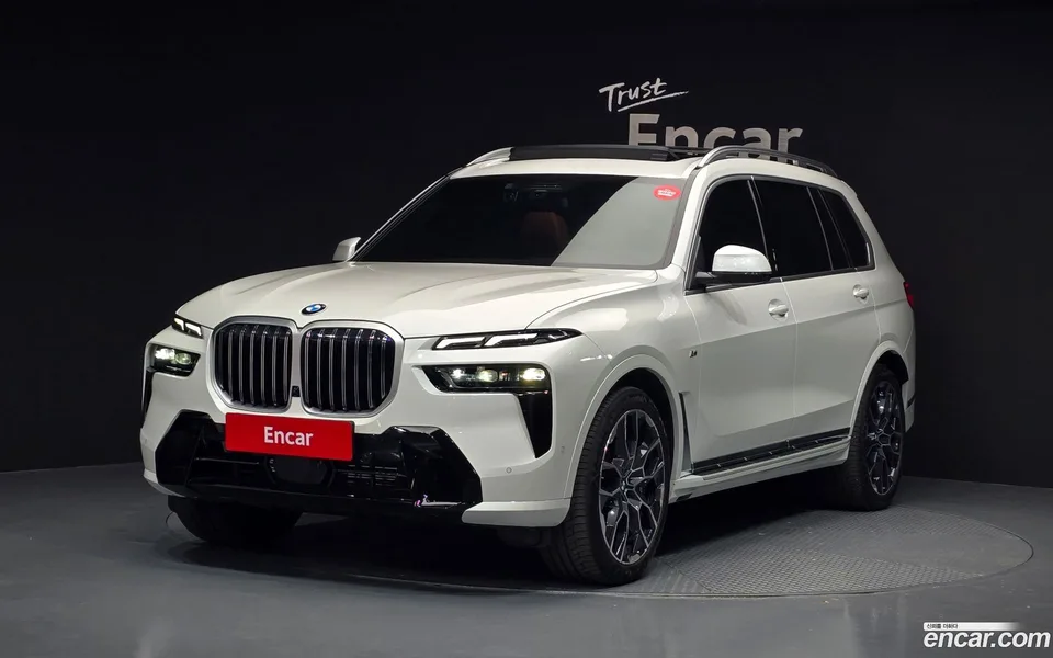 BMW X7 xDrive 40i M 6 2024 — фото 1, купить с доставкой в Москву