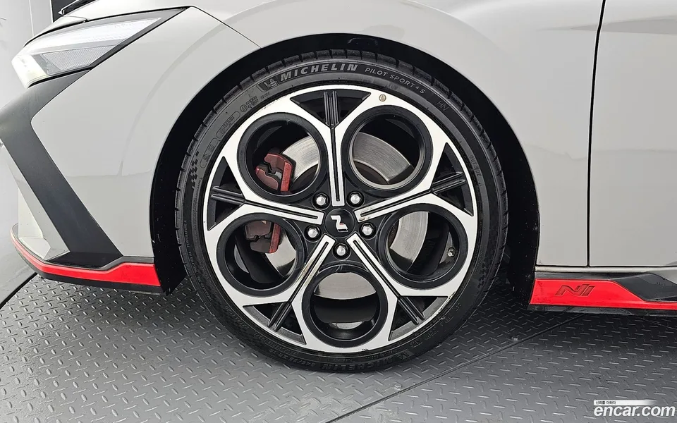 Hyundai Avante CN7 2.0 N 2024 — миниатюра 2