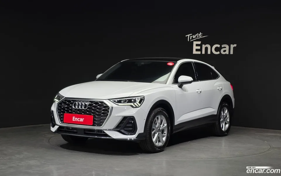 Audi Q3 40 TFSI 2025 — фото 1, купить с доставкой в Москву