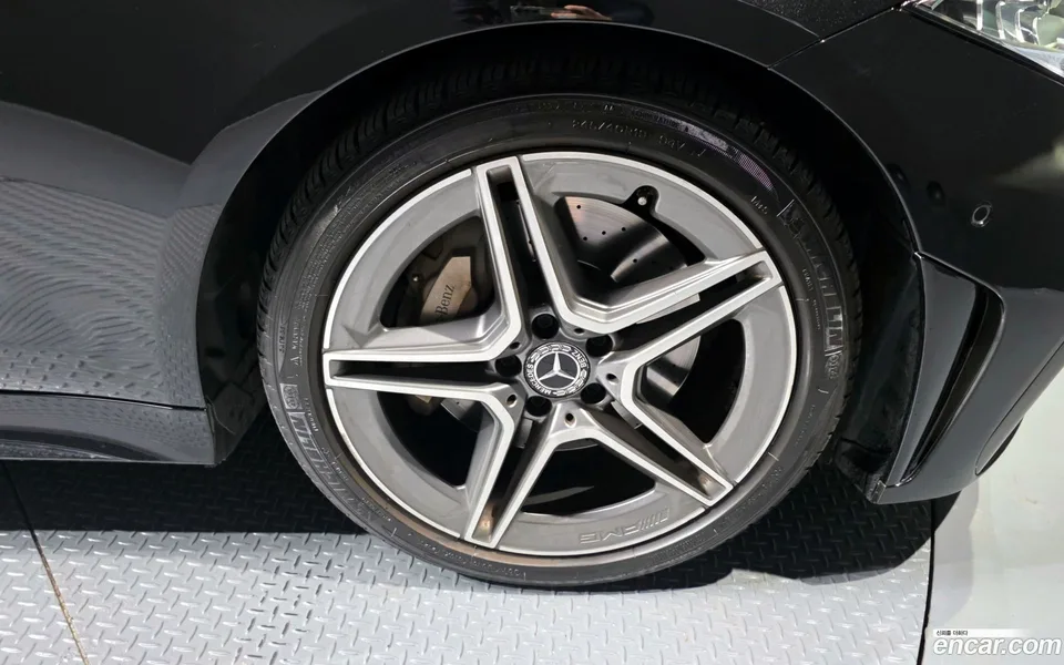 Mercedes-Benz CLS-Class CLS300d 4MATIC 2022 — миниатюра 5