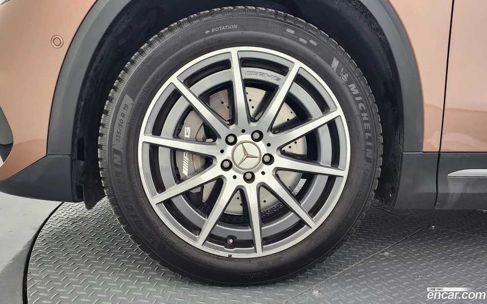 Mercedes-Benz GLA-Class GLA45 AMG 4MATIC+ 2022 — миниатюра 2
