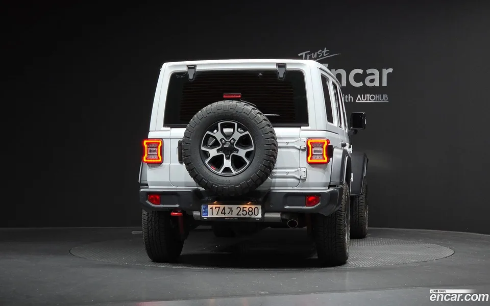 Jeep Wrangler 2.0 4 2023 — миниатюра 4