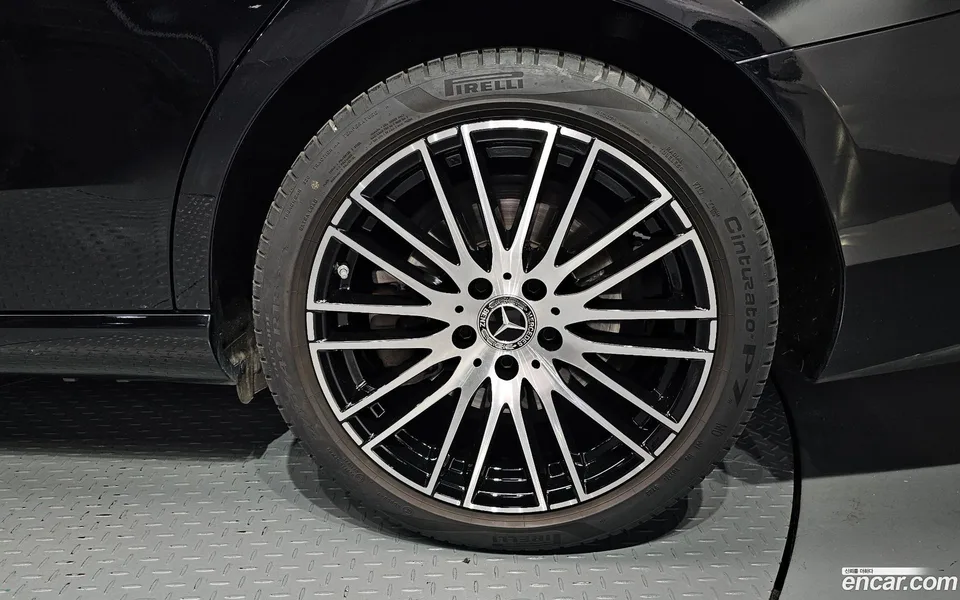 Mercedes-Benz C-Class C200 2024 — миниатюра 2