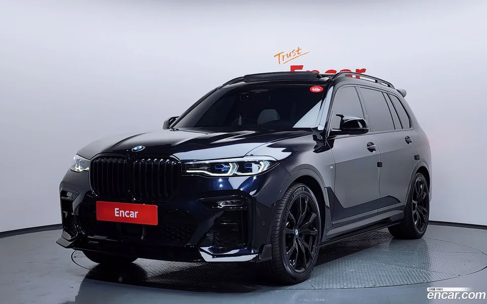 BMW X7 M50i 6 2022 — фото 1, купить с доставкой в Москву