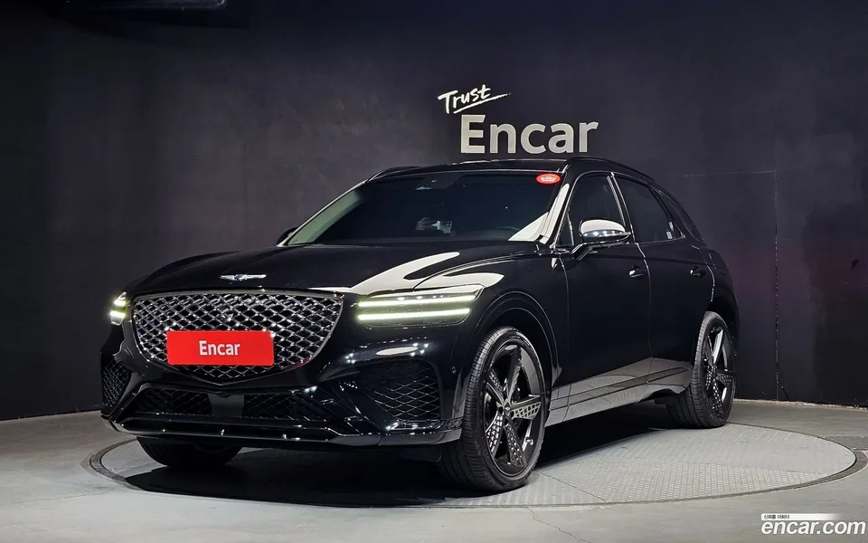 Genesis GV70 2.5T AWD 2023 — фото 1, купить с доставкой в Москву