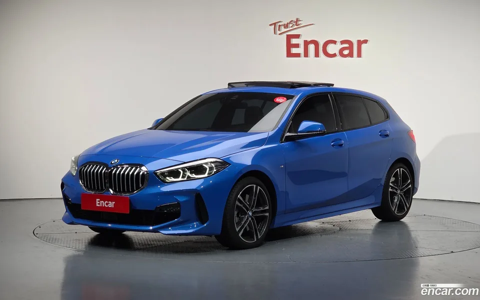 BMW 1 Series 120i M 2024 — фото 1, купить с доставкой в Москву
