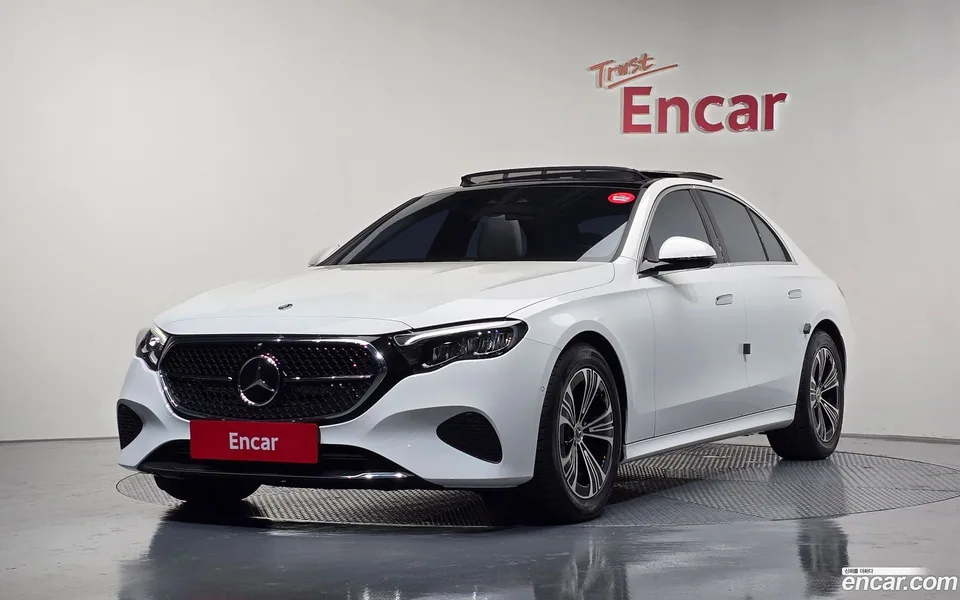 Mercedes-Benz E-Class E200 2024 — фото 1, купить с доставкой в Москву