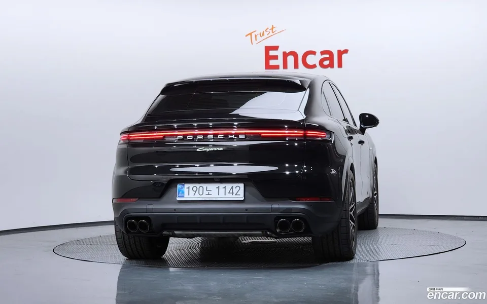Porsche Cayenne 3.0 E- 2025 — миниатюра 4