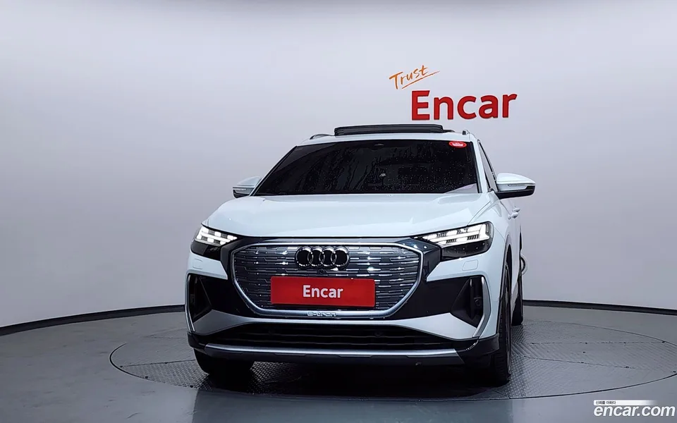 Audi Q4 e-tron 40 2022 — миниатюра 3