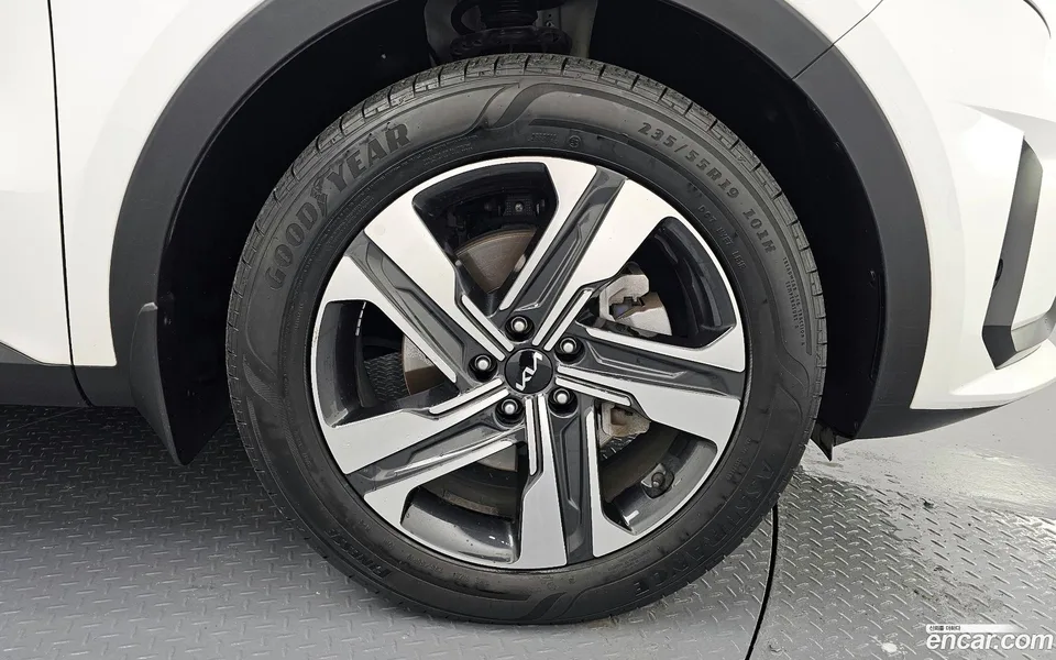 Kia Sorento HEV 1.6 2WD 2022 — миниатюра 5