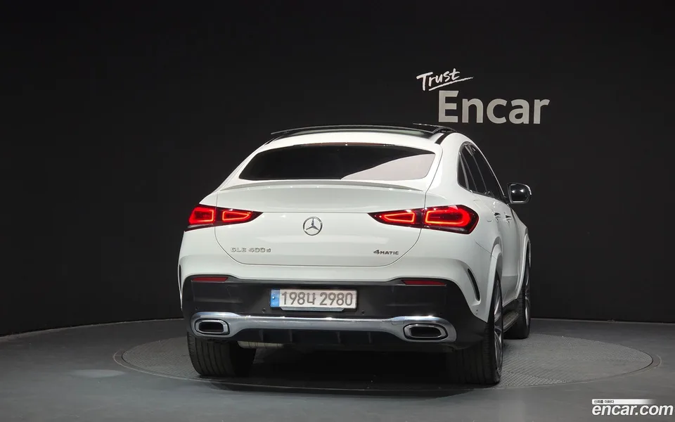 Mercedes-Benz GLE-Class GLE400d 4MATIC 2023 — миниатюра 4