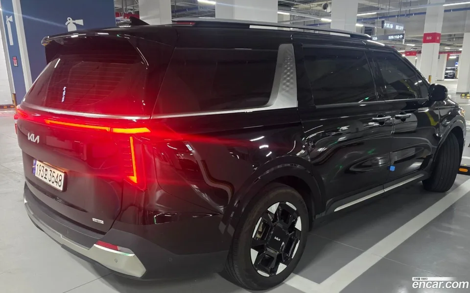 Kia Carnival HEV 9 2024 — миниатюра 4