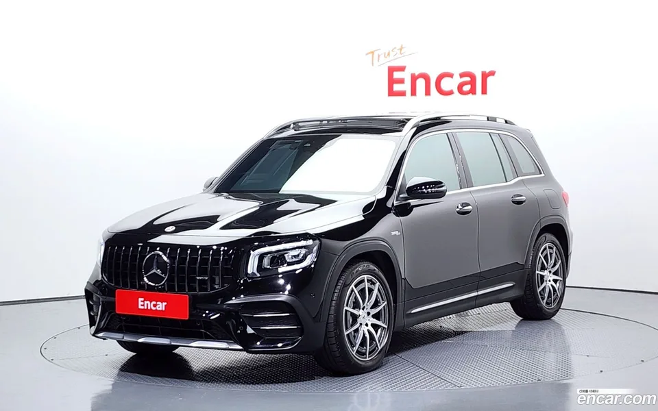 Mercedes-Benz GLB-Class AMG GLB35 4MATIC 2023 — фото 1, купить с доставкой в Москву
