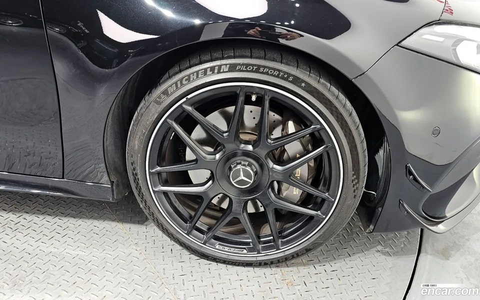Mercedes-Benz A-Class AMG A45 4MATIC+ 2022 — миниатюра 2
