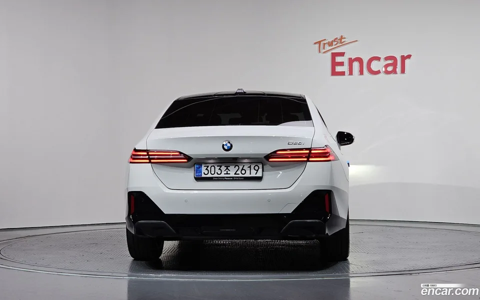 BMW 5 Series 520i M 2025 — миниатюра 4