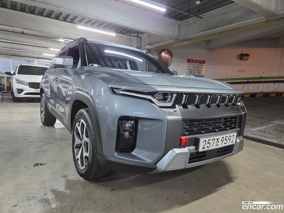 KG Mobility Torres 1.5 2WD 2022 — фото 1, купить с доставкой в Москву