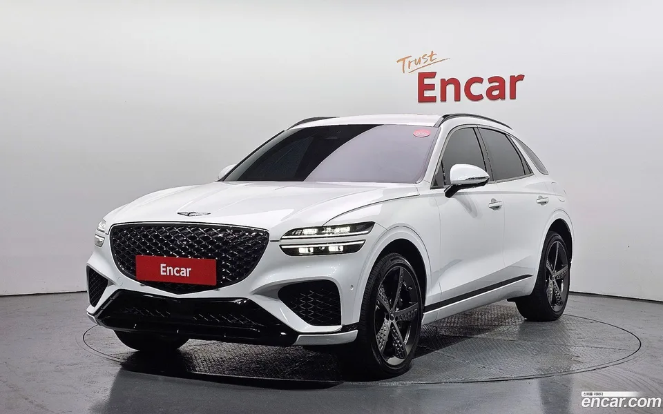 Genesis GV70 2.5T AWD 2024 — фото 1, купить с доставкой в Москву
