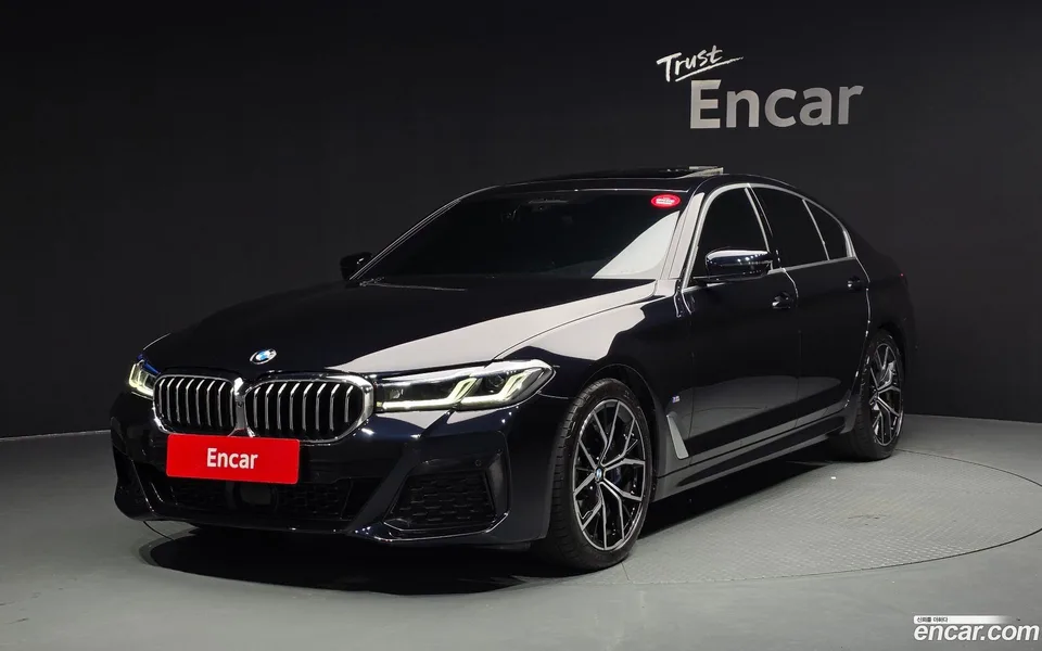 BMW 5 Series 530i M 2023 — фото 1, купить с доставкой в Москву
