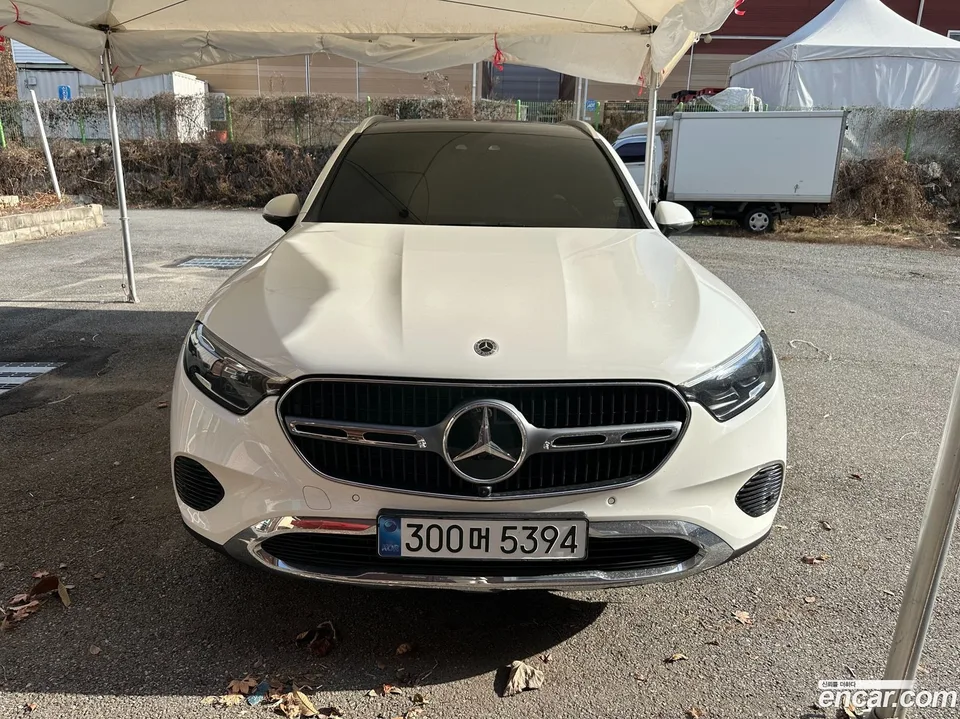 Mercedes-Benz GLC-Class GLC300 4MATIC 2025 — photo 1, buy with delivery to Moscow