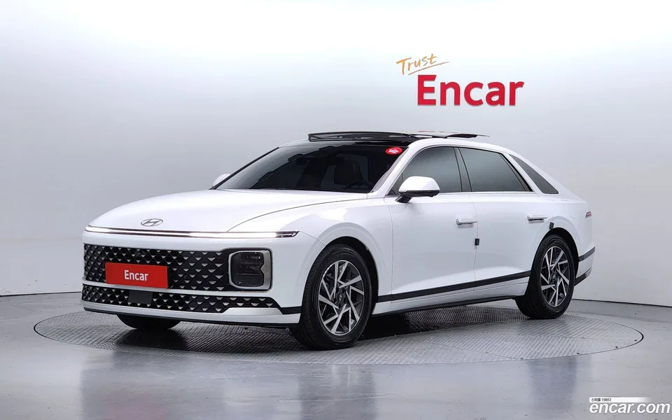 Hyundai Grandeur 2.5 2WD 2023 — фото 1, купить с доставкой в Москву