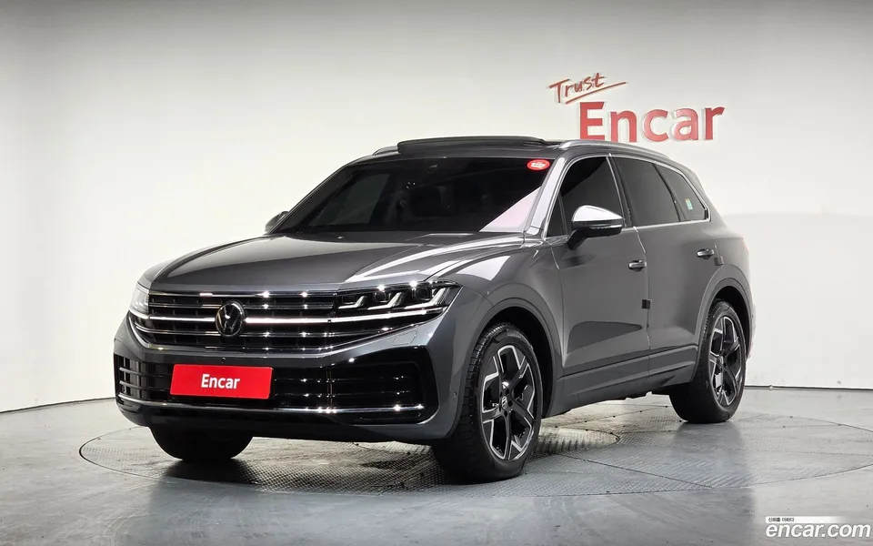 Volkswagen Touareg 3.0 TDI 2024 — фото 1, купить с доставкой в Москву