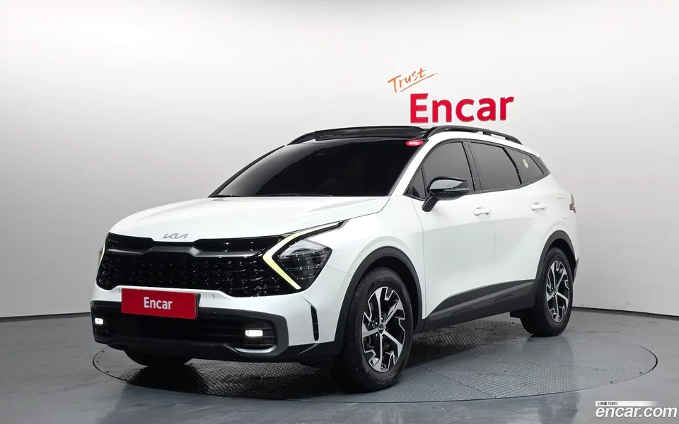 Kia Sportage Hybrid 2WD 2022 — фото 1, купить с доставкой в Москву