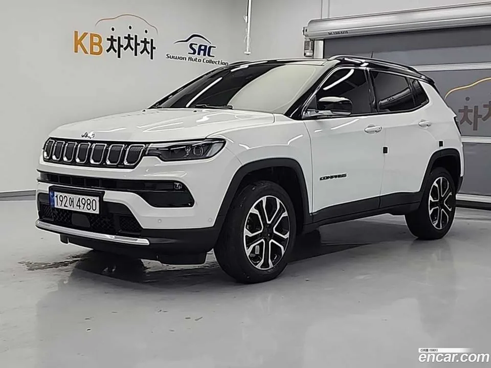 Jeep Compass 2.4 AWD 2022 — фото 1, купить с доставкой в Москву