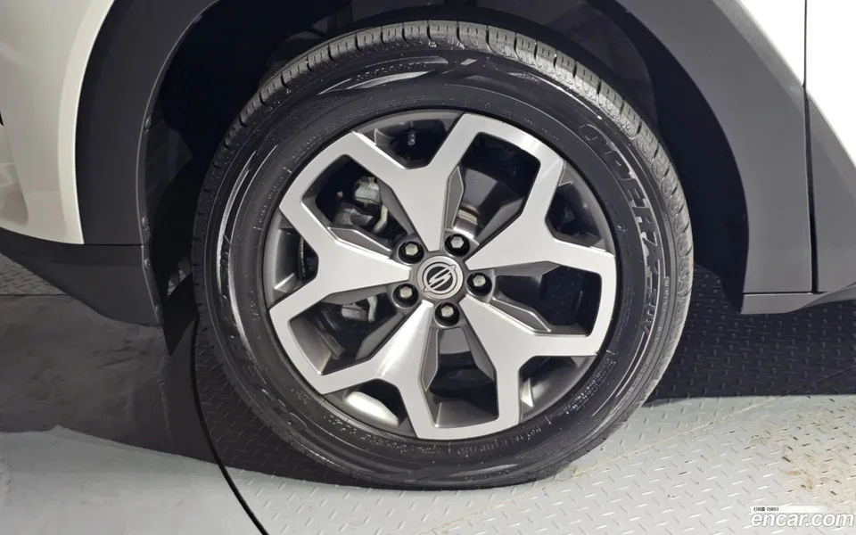 KG Mobility Torres 1.5 2WD 2023 — миниатюра 5