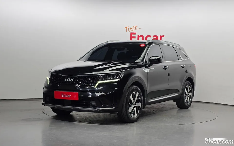 Kia Sorento 2.5T 2WD 2022 — фото 1, купить с доставкой в Москву