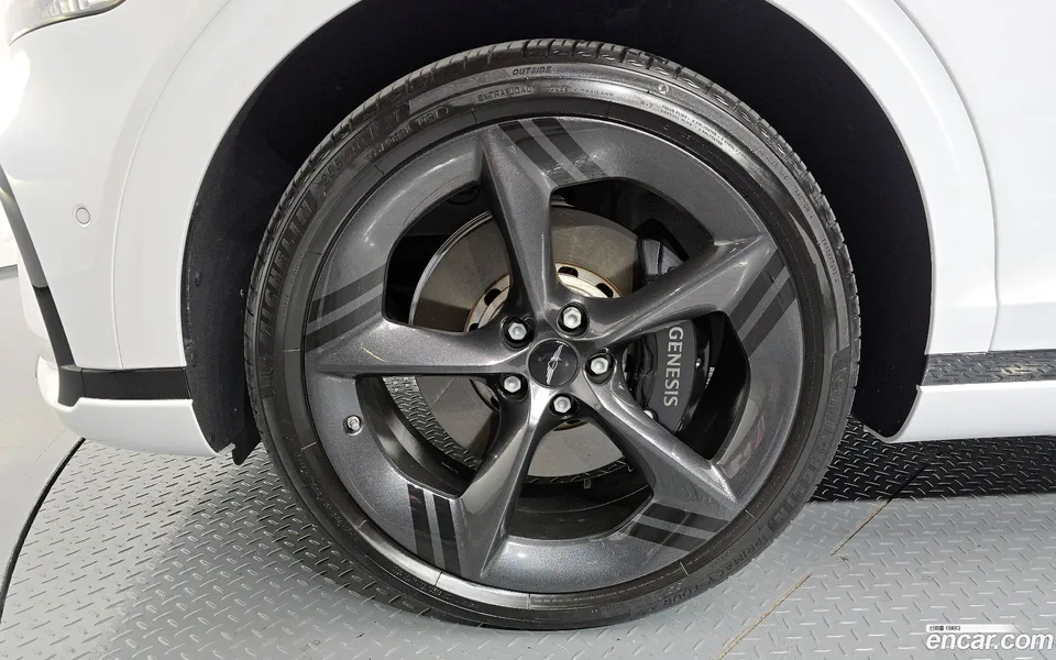 Genesis GV70 2.5T AWD 2024 — миниатюра 2