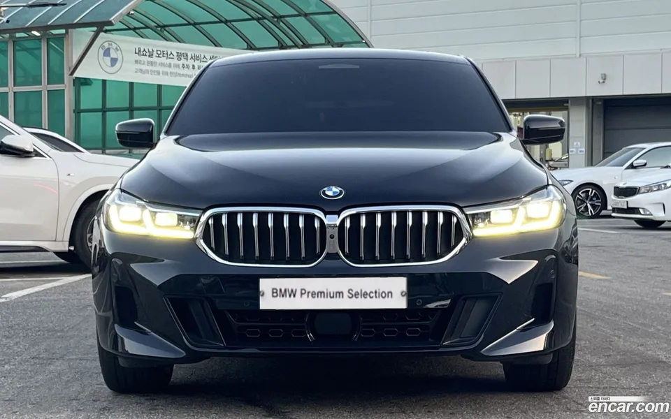 BMW 6 Series GT 630i xDrive M 2022 — миниатюра 3