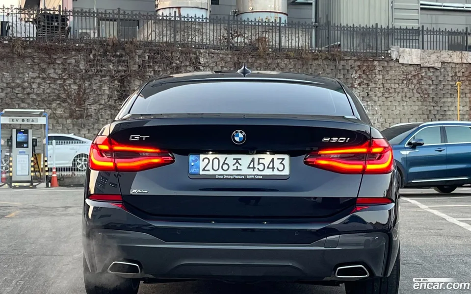BMW 6 Series GT 630i xDrive M 2022 — миниатюра 4