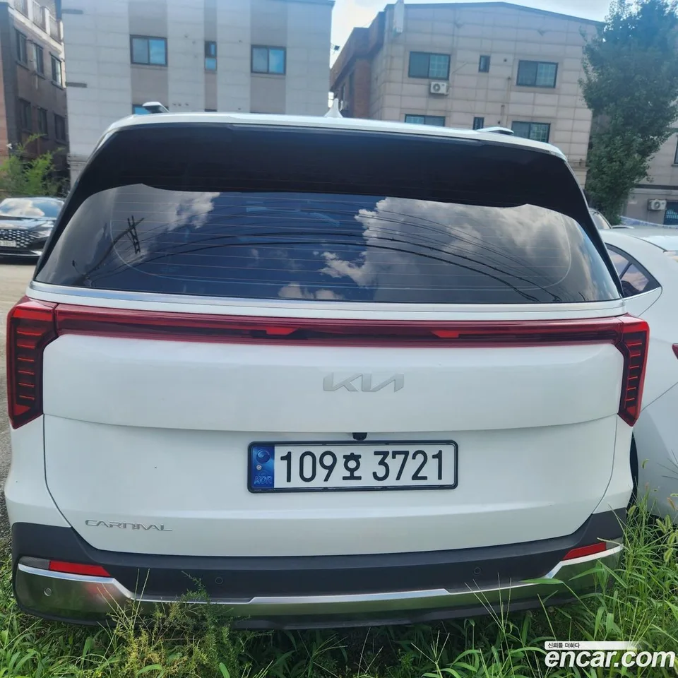 Kia Carnival 9 2024 — миниатюра 5
