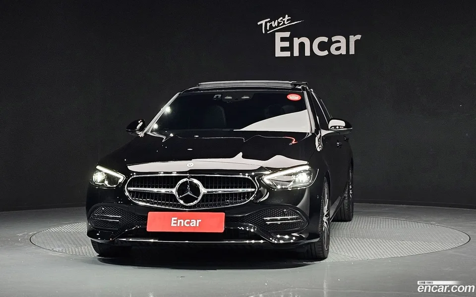Mercedes-Benz C-Class C300 4MATIC 2024 — миниатюра 3